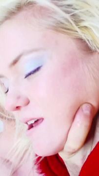 Chloe Foster by Evil Angel Choke and Blonde video | Tik.Porn