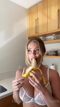 Sexy Lingerie Porn Scenes Fruits and Vegetables with Daisy Keech and Leaked
